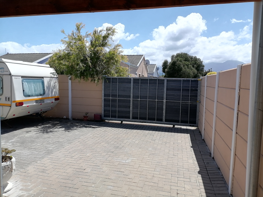 3 Bedroom Property for Sale in Onverwacht Western Cape